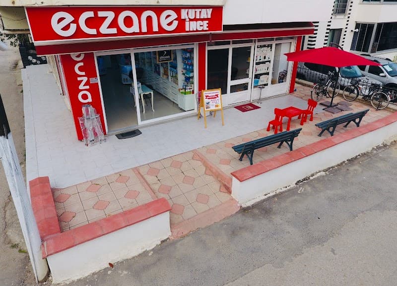 Kutay İnce Eczanesi logosu